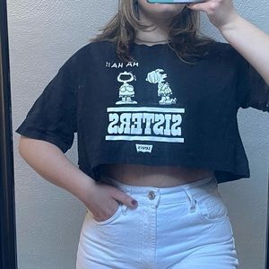 Levi’s Cropped Graphic Tee